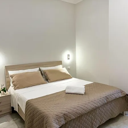 Konukevi Vicoletto Fiorito 4*